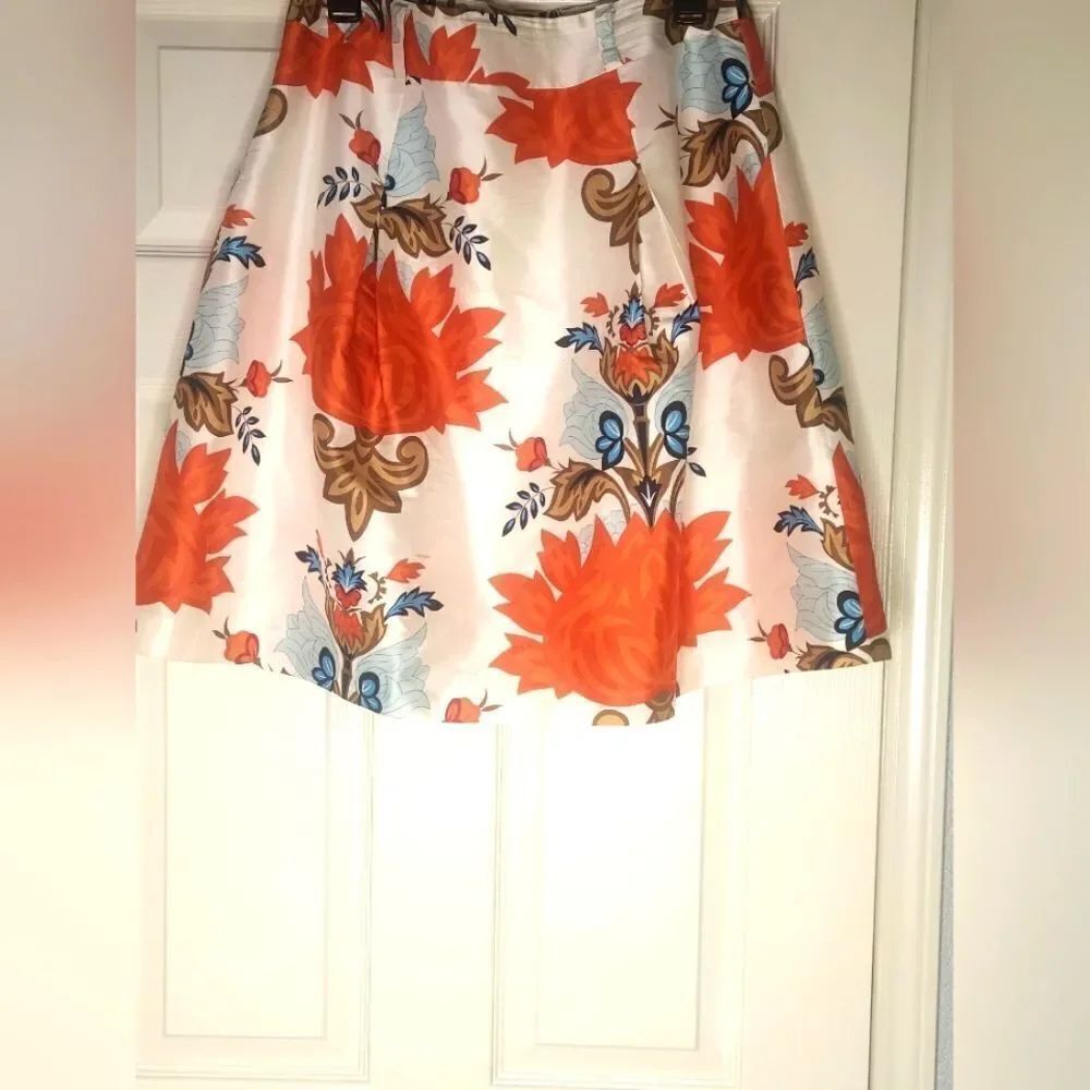 Talbots 8P Pure SILK White Mlticlrd  Fully Lined Zipper Women’s Mini Skirt